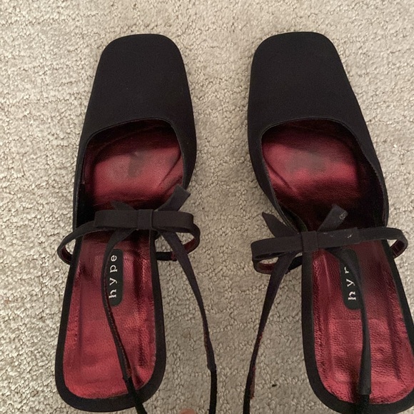 Black Hype Heels 8.5 - Picture 4 of 4